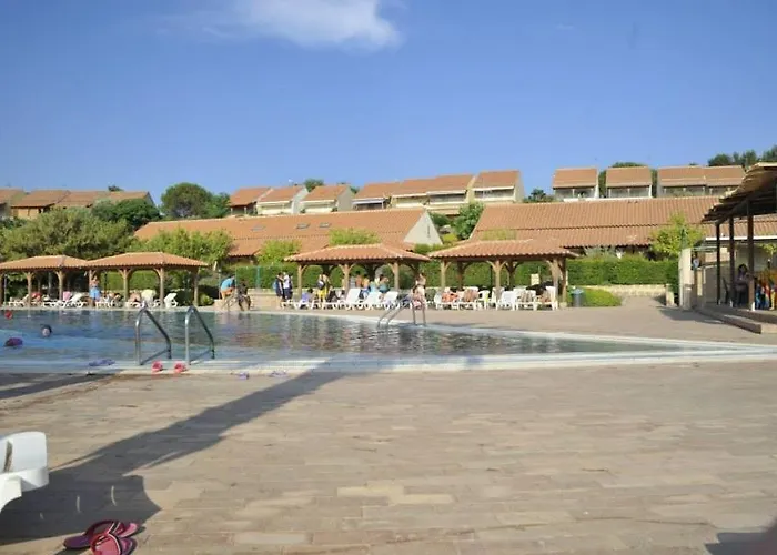 Апарт-отель Villaggio Capopiccolo 3*